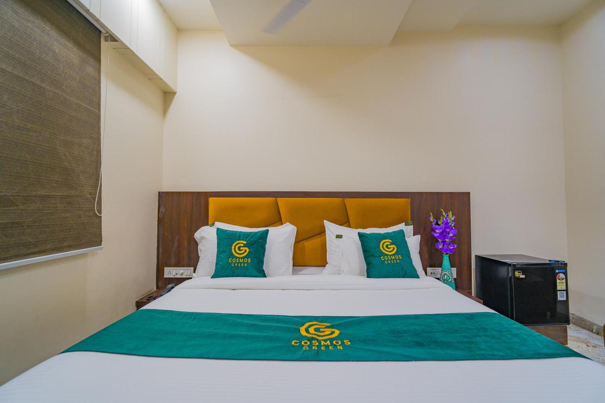 Hotel Kanha Shree By Cosmos Green Indore Rom bilde